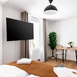 Limehome Spitalgasse מלון דירות 3*