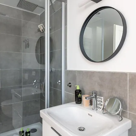 Limehome Spitalgasse 3*