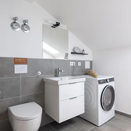 Limehome Spitalgasse Apart-hotel
